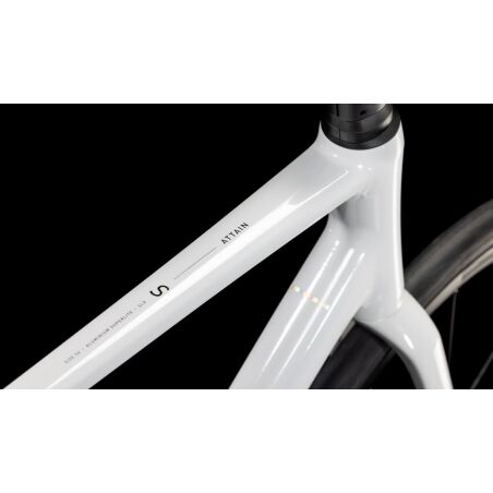 Cube Attain SLX Rennrad Diamant 28"...