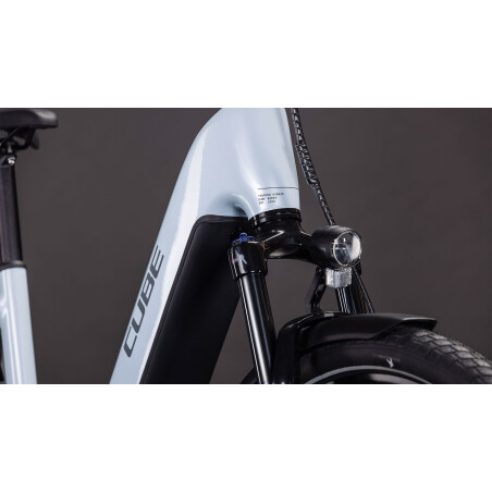 Cube Touring Hybrid One 600 Wh E-Bike Easy Entry 28" glacier&acute;n&acute;reflex