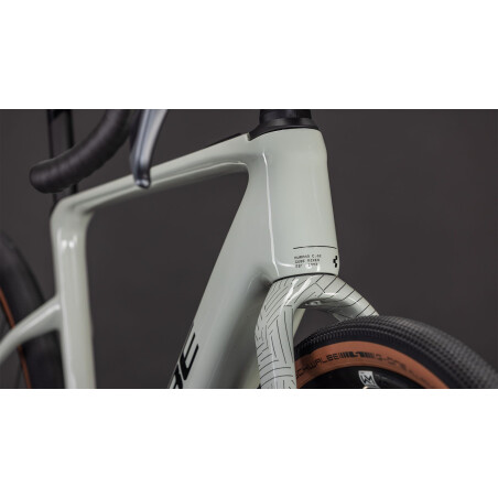 Cube Nuroad Hybrid C:62 Race 400 Wh X E-Gravel Rad Diamant 28&quot; reedbeige&acute;n&acute;black