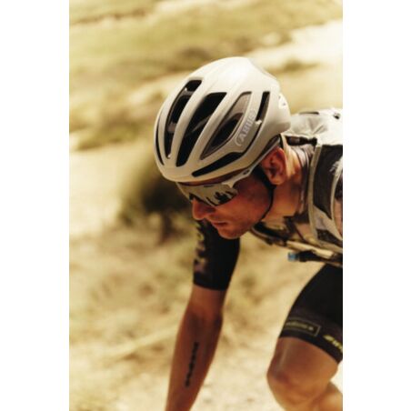 Abus Taipan Rennrad-Helm como blue