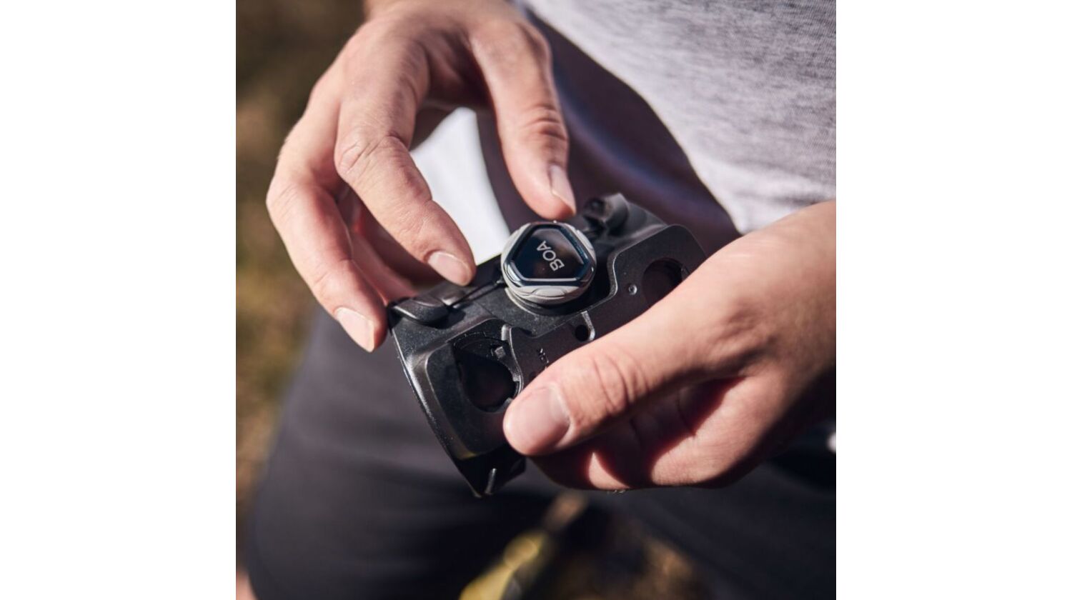 Fidlock Twist Single Uni Connector Universeller Trinkflaschenhalter für magnet-mechanisches Flaschenhaltersystem schwarz