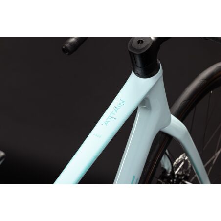 Cube Attain C:62 Race Rennrad Diamant 28"...