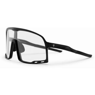 black/clear to black