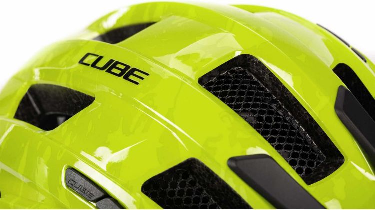 Cube Helm STEEP glossy citrone
