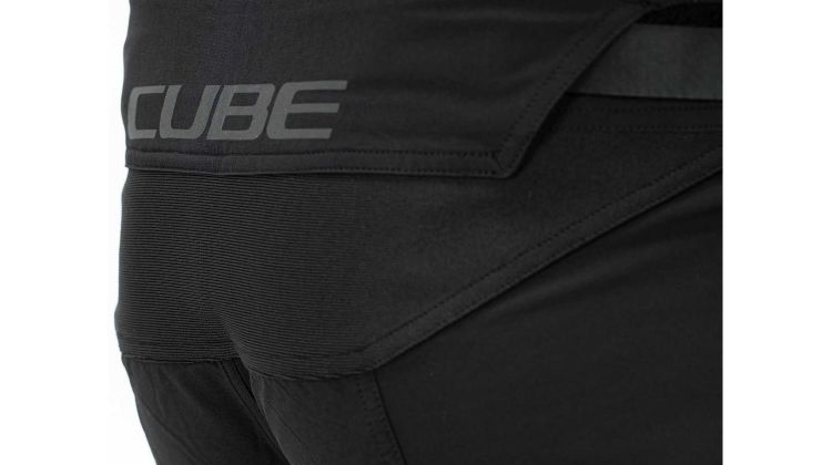 CUBE Edge Baggy Shorts X Actionteam black