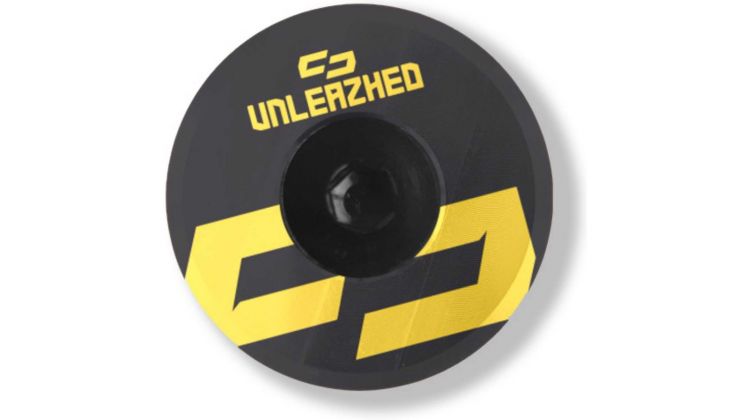 Unleazhed AL01 Top Cap Aluminium Logo Skin 1 pcs, 1 aluminium screw M6 yellow