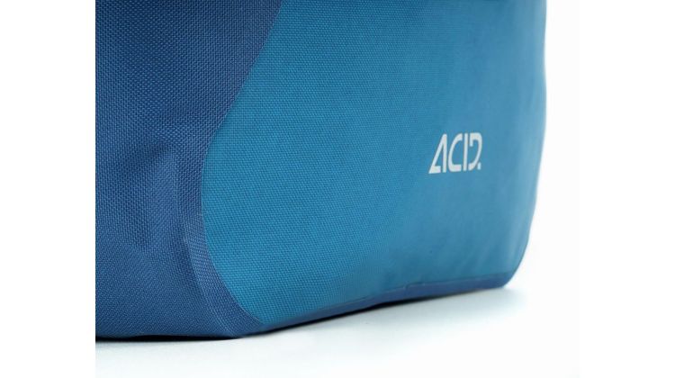 Acid Gepäckträgertasche Travlr Pro dark blue´n´black 15 L
